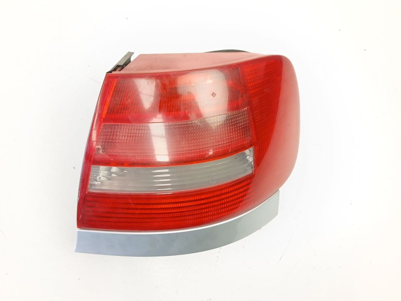 Recambio de piloto trasero derecho para audi a4 b5 (8d2) 1.8 t referencia OEM IAM 8D0945096G  