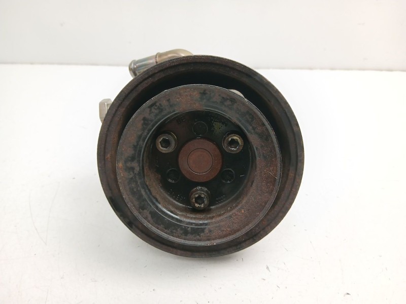 Recambio de bomba direccion para audi a4 b5 (8d2) 1.8 t referencia OEM IAM 8D0145156L  