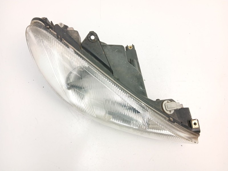 Recambio de faro derecho para peugeot 206 hatchback (2a/c) 1.9 d referencia OEM IAM 6205S7  