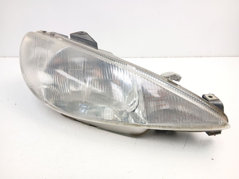 Recambio de faro derecho para peugeot 206 hatchback (2a/c) 1.9 d referencia OEM IAM 6205S7  