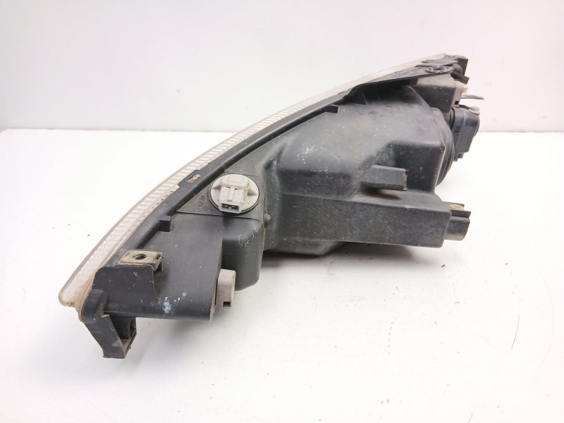 Recambio de faro derecho para peugeot 206 hatchback (2a/c) 1.9 d referencia OEM IAM 6205S7  