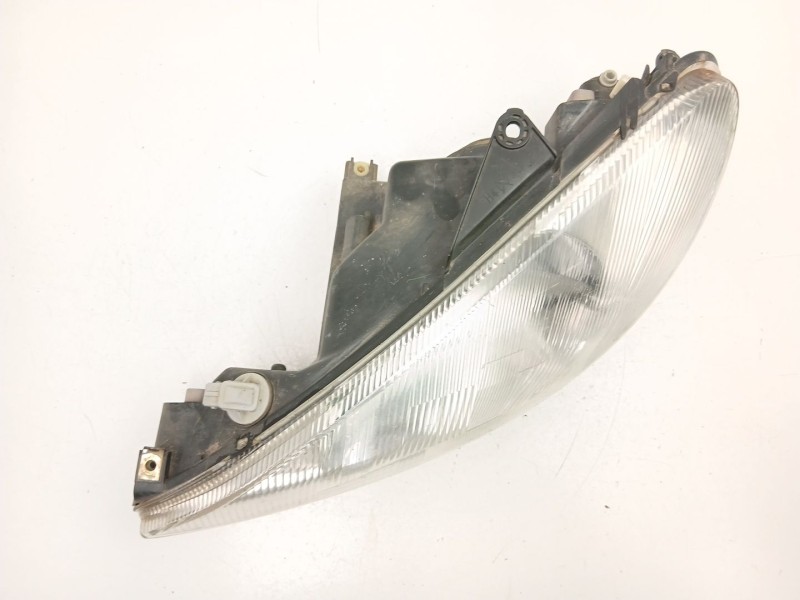 Recambio de faro izquierdo para peugeot 206 hatchback (2a/c) 1.9 d referencia OEM IAM 6204S7  