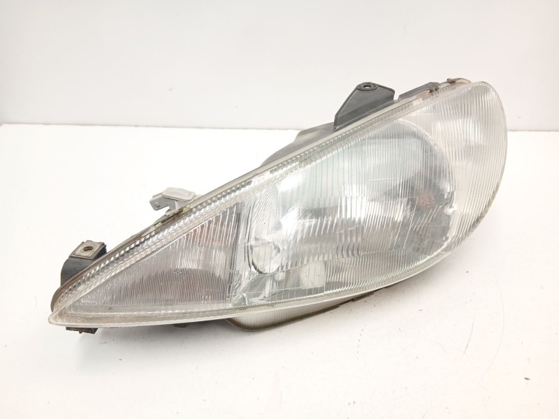 Recambio de faro izquierdo para peugeot 206 hatchback (2a/c) 1.9 d referencia OEM IAM 6204S7  