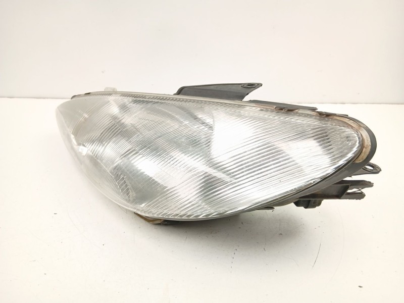 Recambio de faro izquierdo para peugeot 206 hatchback (2a/c) 1.9 d referencia OEM IAM 6204S7  