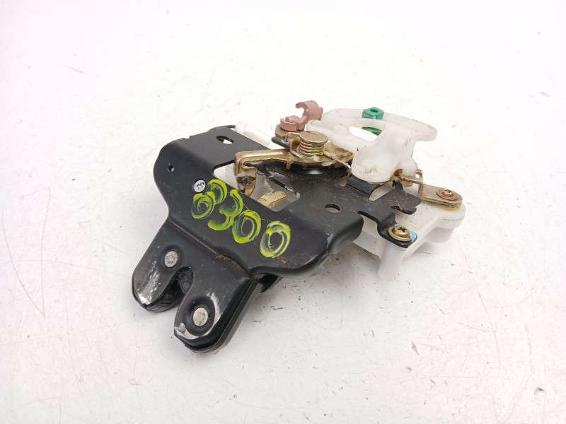 Recambio de cerradura maletero porton para mazda 6 sedán (gg) 2.0 (ggep) referencia OEM IAM G22C56820A  