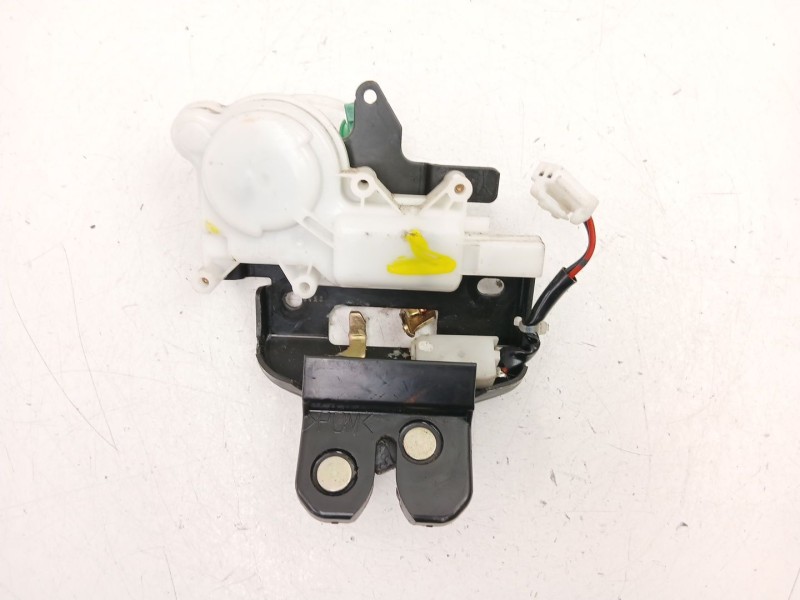 Recambio de cerradura maletero porton para mazda 6 sedán (gg) 2.0 (ggep) referencia OEM IAM G22C56820A  