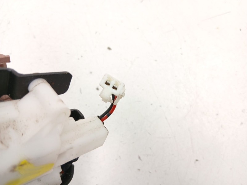 Recambio de cerradura maletero porton para mazda 6 sedán (gg) 2.0 (ggep) referencia OEM IAM G22C56820A  