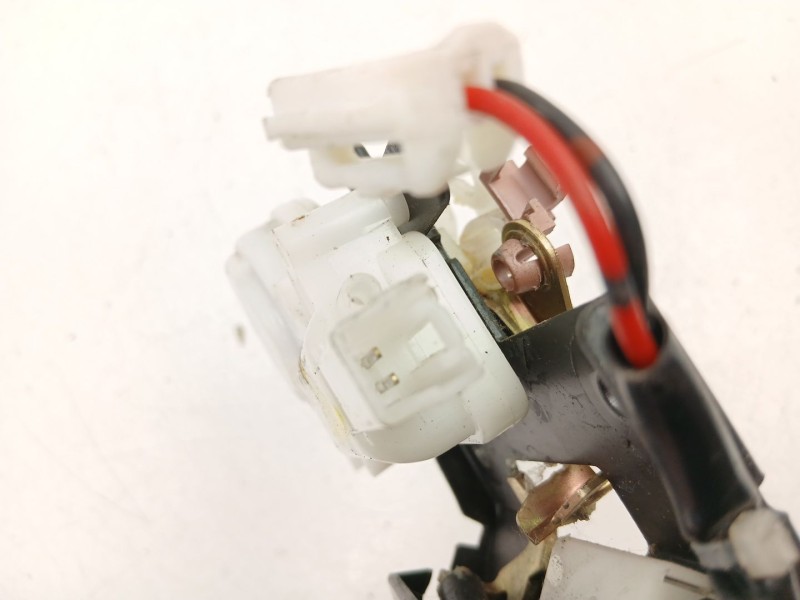 Recambio de cerradura maletero porton para mazda 6 sedán (gg) 2.0 (ggep) referencia OEM IAM G22C56820A  