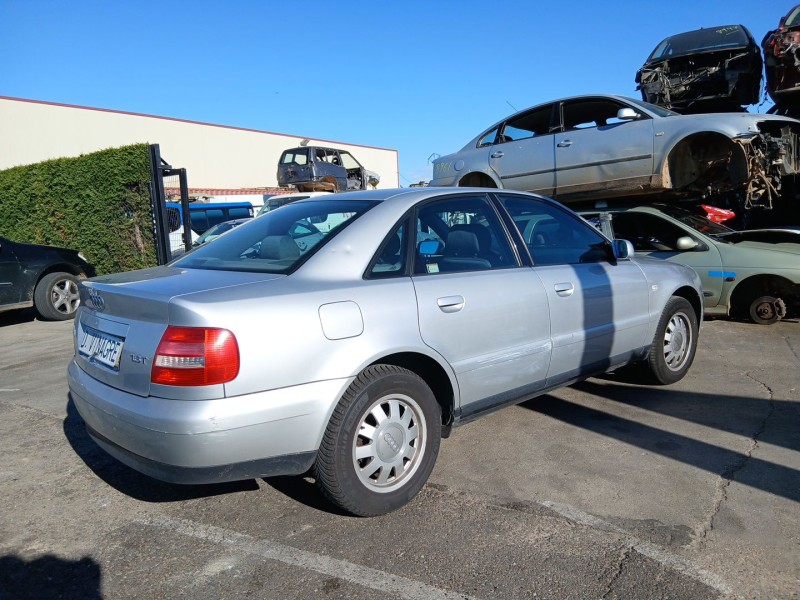 Recambio de carroceria para audi a4 b5 (8d2) 1.8 t referencia OEM IAM   
