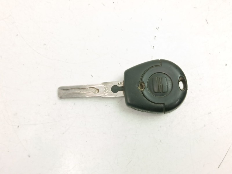 Recambio de conmutador de arranque para seat toledo ii (1m2) 1.6 16v referencia OEM IAM 4B0905851C  