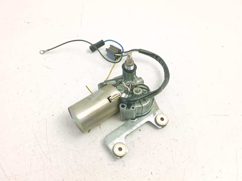 Recambio de motor limpia trasero para peugeot 205 plus 1.4 g referencia OEM IAM 640572  