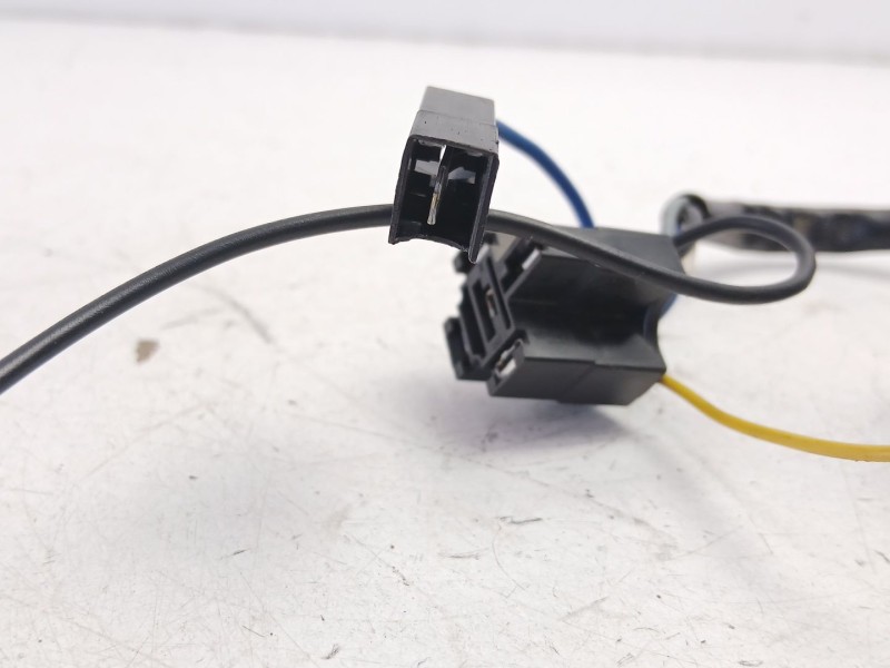 Recambio de motor limpia trasero para peugeot 205 plus 1.4 g referencia OEM IAM 640572  