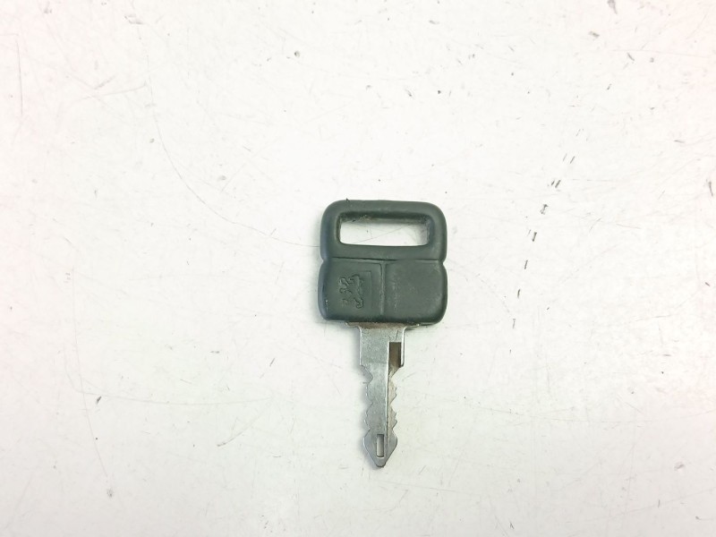 Recambio de conmutador de arranque para peugeot 205 plus 1.4 g referencia OEM IAM 416229  