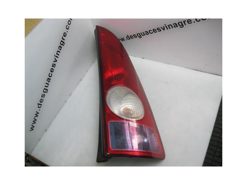 Recambio de piloto trasero dch. : renault espace : 1.9 d 5p [2003] para renault espace 1.9 d  5p referencia OEM IAM   