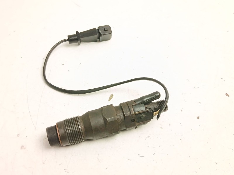 Recambio de inyectores juego para bmw 3 compact (e36) 318 tds referencia OEM IAM 13532244401 KCA21S71 13532245811