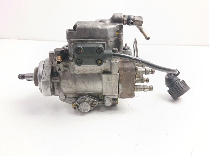 Recambio de bomba inyectora diesel para bmw 3 compact (e36) 318 tds referencia OEM IAM 2245812 0460494995 