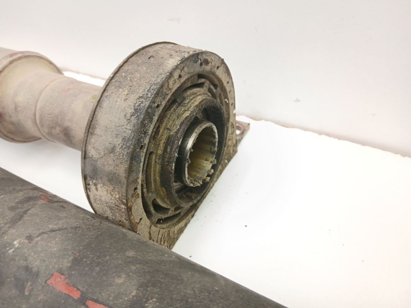 Recambio de transmision central trasera para iveco daily iii furgoneta 29 l 11 v referencia OEM IAM 504003442  