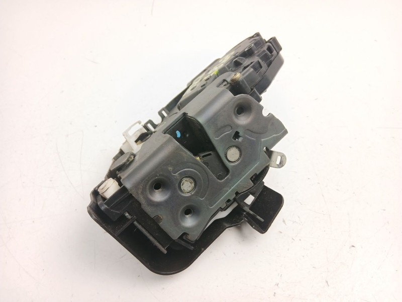 Recambio de cerradura puerta trasera izquierda para volvo s40 ii (544) 2.0 d referencia OEM IAM 30699797  