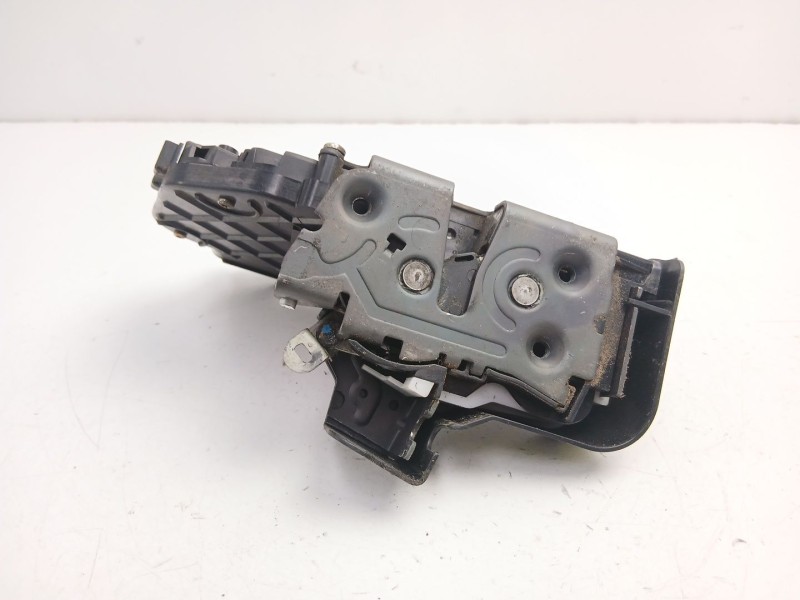 Recambio de cerradura puerta delantera derecha para volvo s40 ii (544) 2.0 d referencia OEM IAM 30699793  