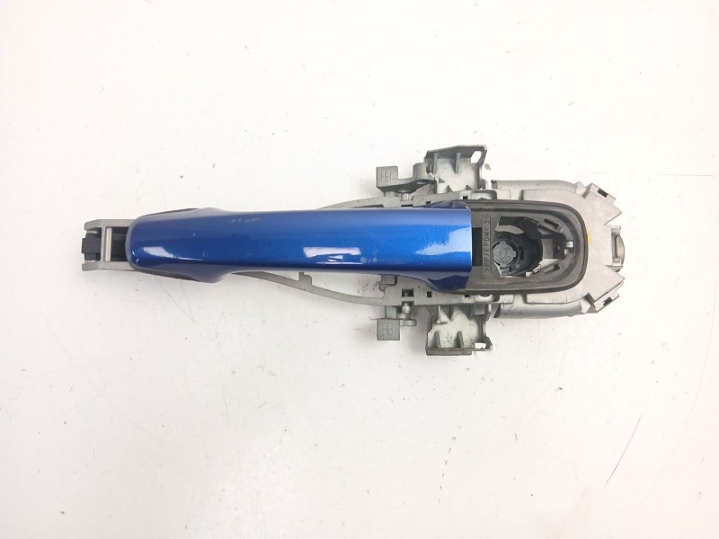 Recambio de manilla delantera izquierda para volvo s40 ii (544) 2.0 d referencia OEM IAM 30699377  