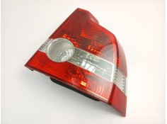 Recambio de piloto trasero derecho para volvo s40 ii (544) 2.0 d referencia OEM IAM 30698913  