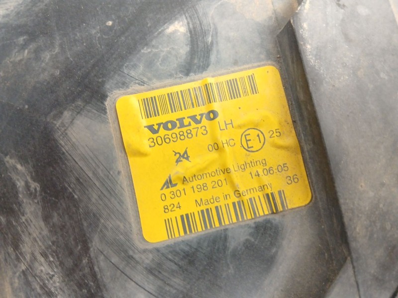 Recambio de faro izquierdo para volvo s40 ii (544) 2.0 d referencia OEM IAM 30698873 0301198201 