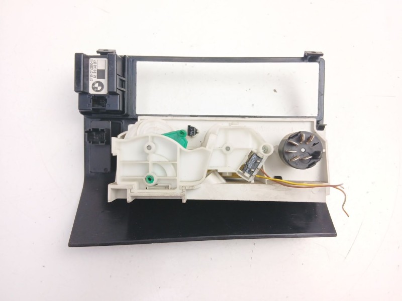 Recambio de mandos calefaccion aire para bmw 3 compact (e36) 318 tds referencia OEM IAM 64118367667  