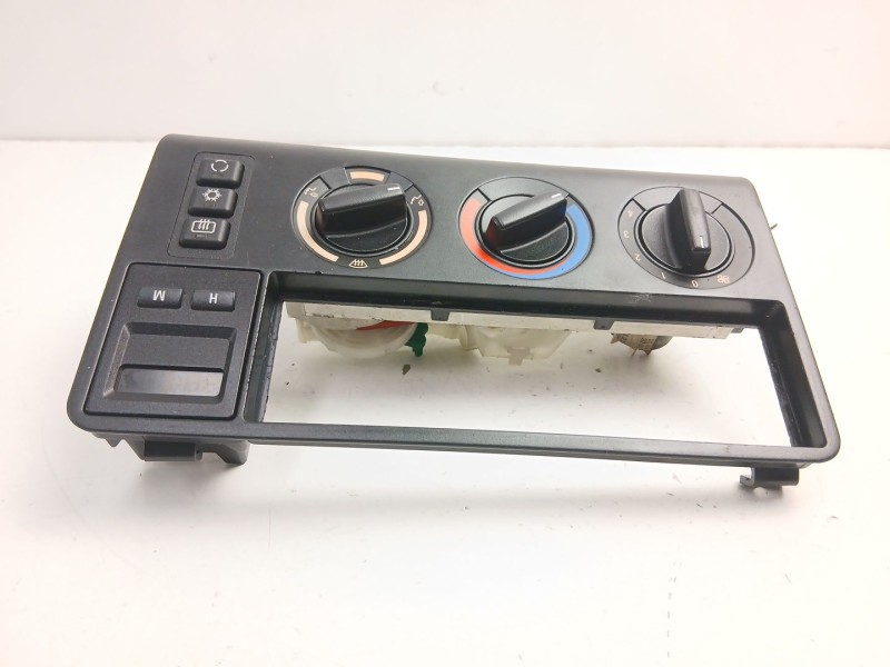Recambio de mandos calefaccion aire para bmw 3 compact (e36) 318 tds referencia OEM IAM 64118367667  