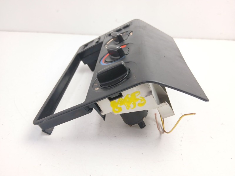 Recambio de mandos calefaccion aire para bmw 3 compact (e36) 318 tds referencia OEM IAM 64118367667  