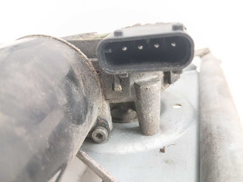 Recambio de motor limpia delantero para bmw 3 compact (e36) 318 tds referencia OEM IAM 67638363512 3397020393 0390241349