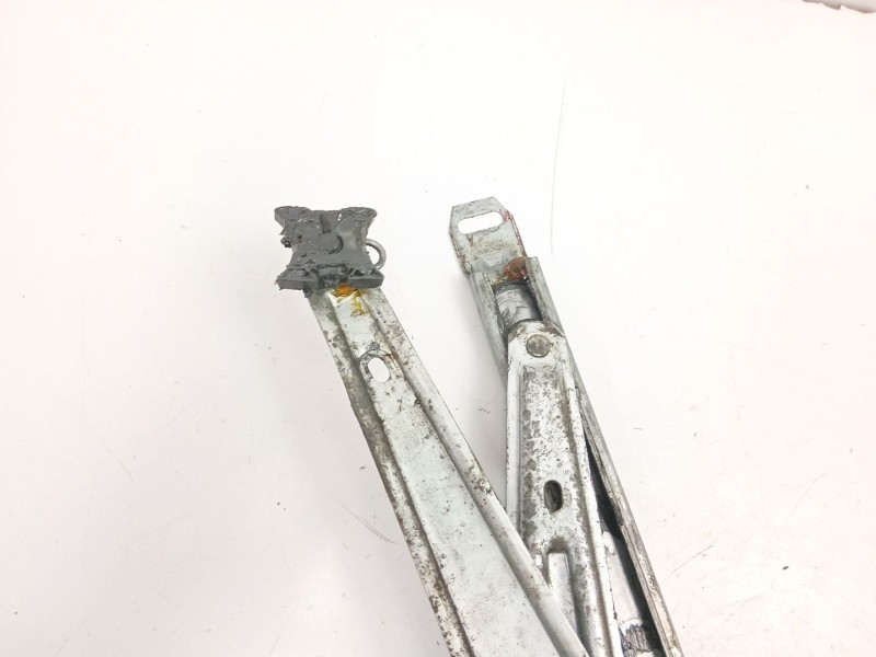 Recambio de elevalunas delantero derecho para bmw 3 compact (e36) 318 tds referencia OEM IAM 51331977610  