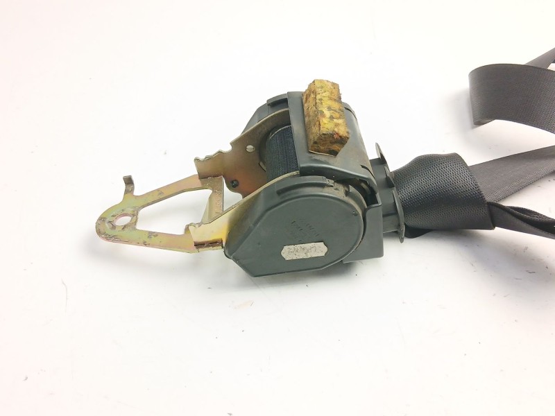 Recambio de cinturon seguridad delantero izquierdo para bmw 3 compact (e36) 318 tds referencia OEM IAM 8200865  
