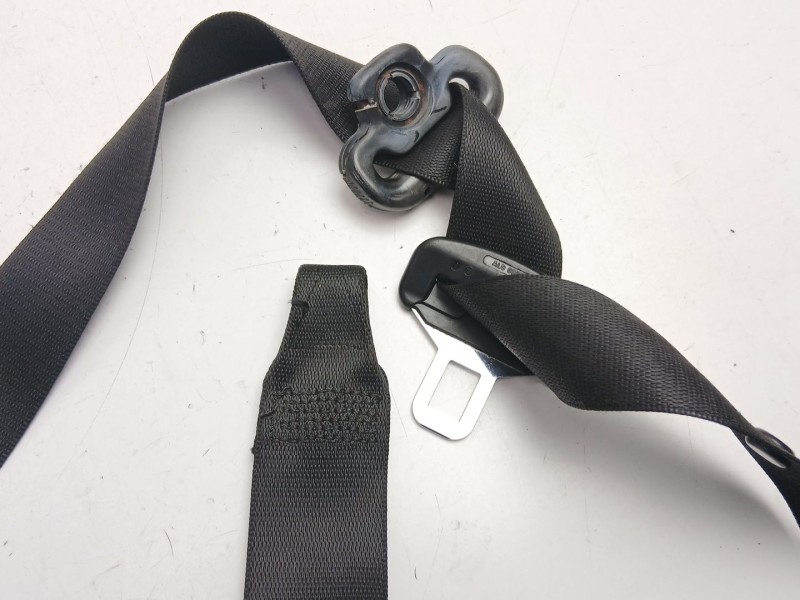 Recambio de cinturon seguridad delantero derecho para bmw 3 compact (e36) 318 tds referencia OEM IAM 8217376  