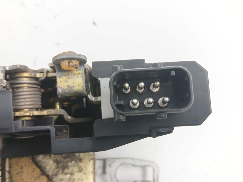 Recambio de cerradura puerta delantera izquierda para bmw 3 compact (e36) 318 tds referencia OEM IAM 8146231  