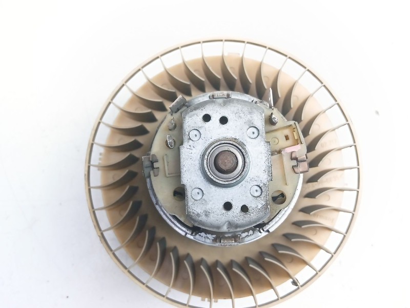 Recambio de motor calefaccion para bmw 3 compact (e36) 318 tds referencia OEM IAM 64118361913 0130111183 