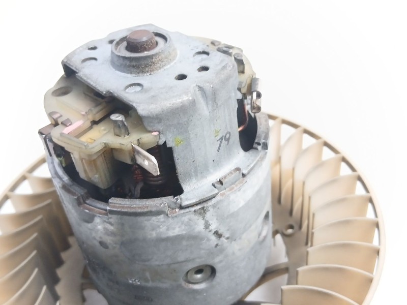 Recambio de motor calefaccion para bmw 3 compact (e36) 318 tds referencia OEM IAM 64118361913 0130111183 