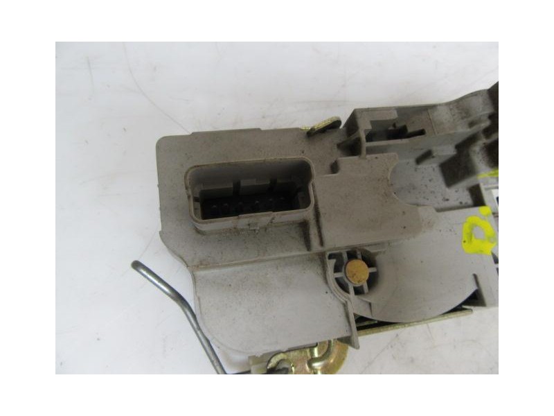 Recambio de cerradura pta. del. dch. : peugeot 307 : 1.6 hdi (108,77cv) [2004] para peugeot 307 1.6 hdi referencia OEM IAM   