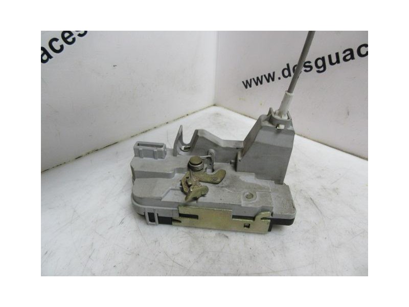 Recambio de cerradura pta. tras. dch. : peugeot 307 : 1.6 hdi (108,77cv) [2004] para peugeot 307 1.6 hdi referencia OEM IAM   