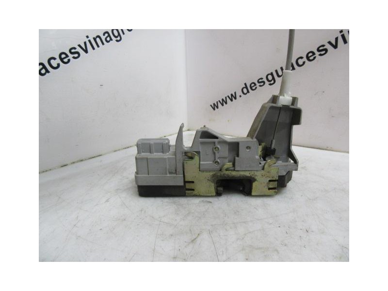 Recambio de cerradura pta. tras. izq. : peugeot 307 : 1.6 hdi (108,77cv) [2004] para peugeot 307 1.6 hdi referencia OEM IAM   