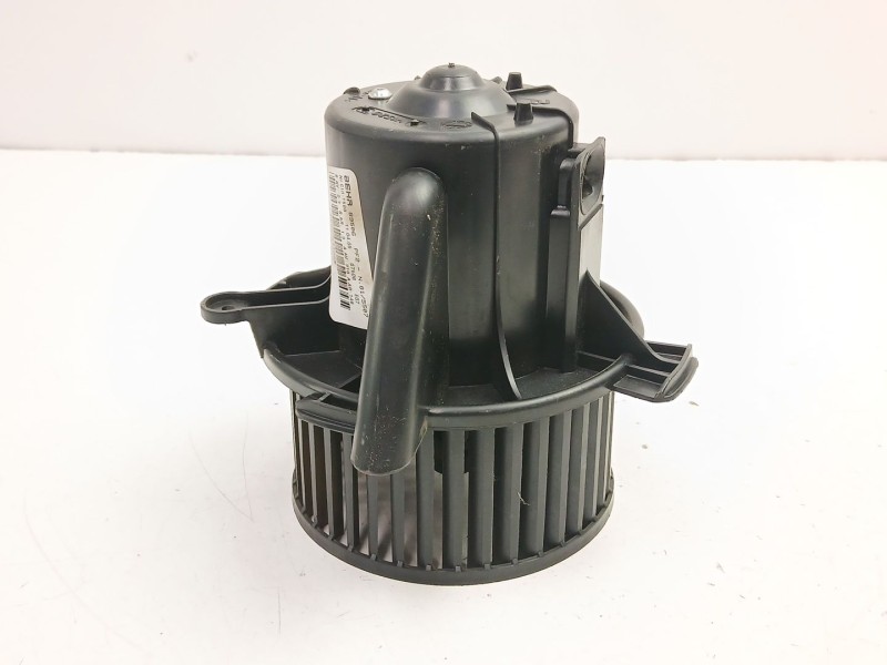 Recambio de motor calefaccion para peugeot 307 break (3e) 1.6 16v referencia OEM IAM 6441S6 B9506 
