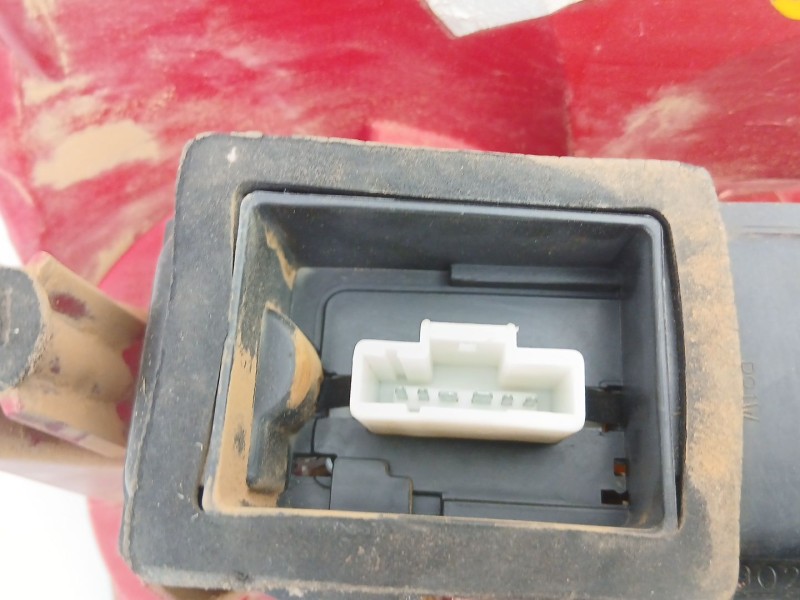 Recambio de piloto trasero derecho para peugeot 307 break (3e) 1.6 16v referencia OEM IAM 6351Q6  