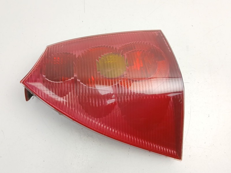 Recambio de piloto trasero izquierdo para peugeot 307 break (3e) 1.6 16v referencia OEM IAM 6350Q6  