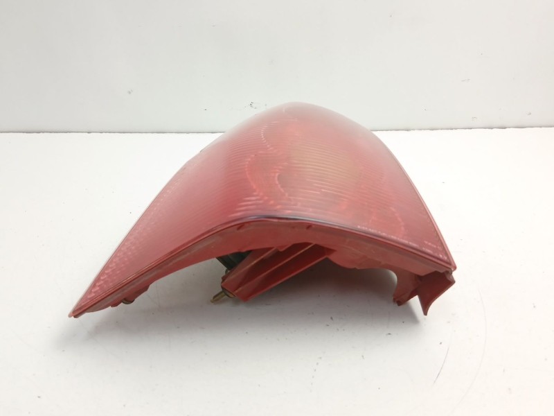 Recambio de piloto trasero izquierdo para peugeot 307 break (3e) 1.6 16v referencia OEM IAM 6350Q6  