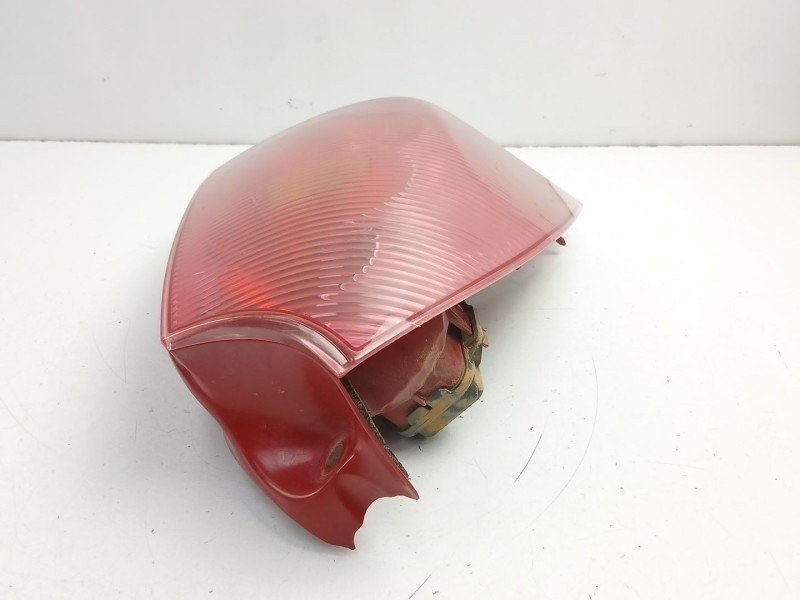 Recambio de piloto trasero izquierdo para peugeot 307 break (3e) 1.6 16v referencia OEM IAM 6350Q6  