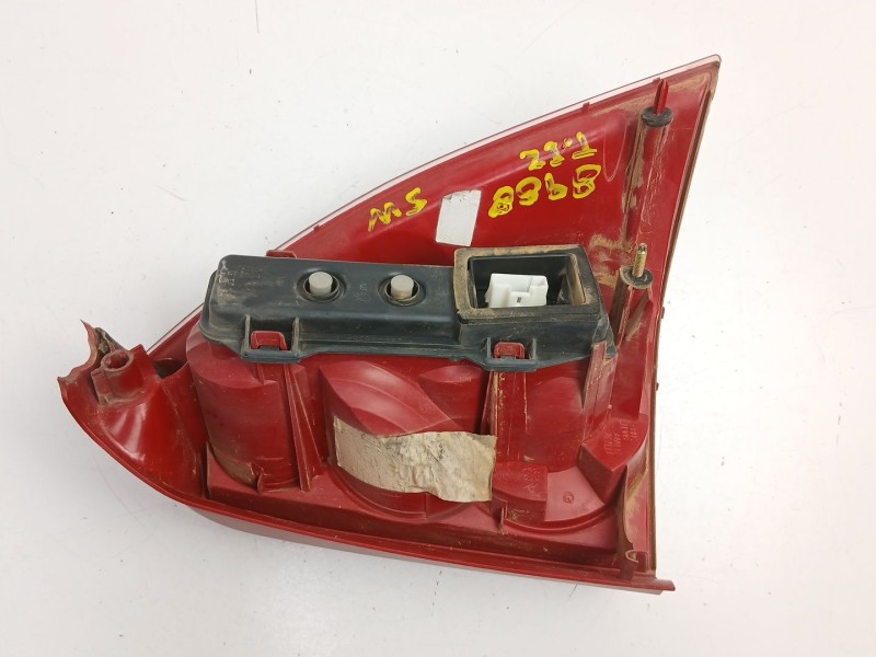 Recambio de piloto trasero izquierdo para peugeot 307 break (3e) 1.6 16v referencia OEM IAM 6350Q6  