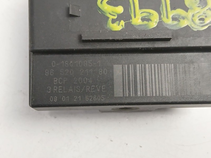 Recambio de caja calentadores para citroën c3 picasso (sh_) 1.6 hdi referencia OEM IAM 9652021180  