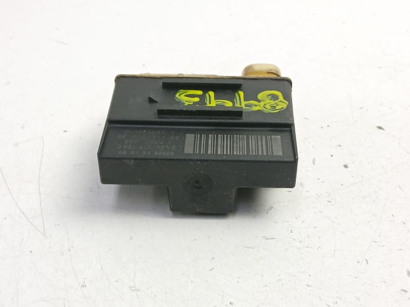 Recambio de caja calentadores para citroën c3 picasso (sh_) 1.6 hdi referencia OEM IAM 9652021180  