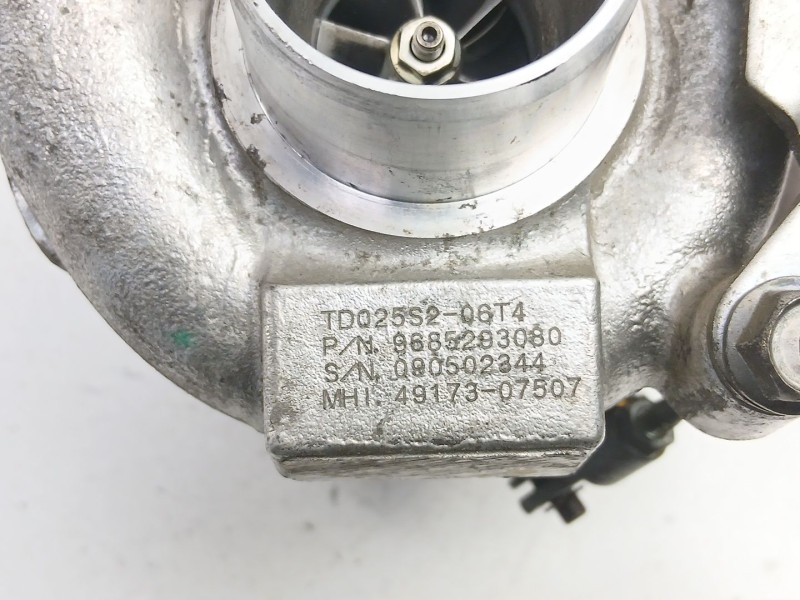 Recambio de turbo para citroën c3 picasso (sh_) 1.6 hdi referencia OEM IAM 9685293080 TD0255206T4 4917307507