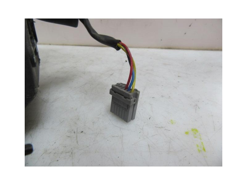 Recambio de retrovisor dch : nissan almera : 2.2 d (110,13cv) [2000] para nissan almera 2.2 d referencia OEM IAM BLANCOELECTRICO