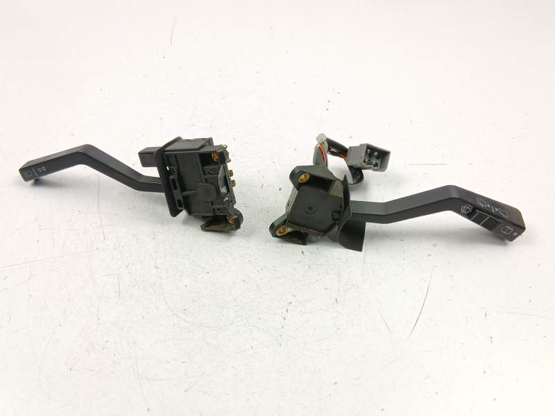 Recambio de mando luces y limpias para volvo 740 kombi (745) 2.3 referencia OEM IAM 1347929 1347929 